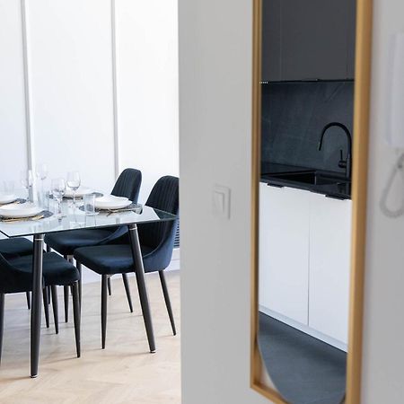 Апартаменты Apartament Old Town Premium Z Balkonem Клодзко Экстерьер фото