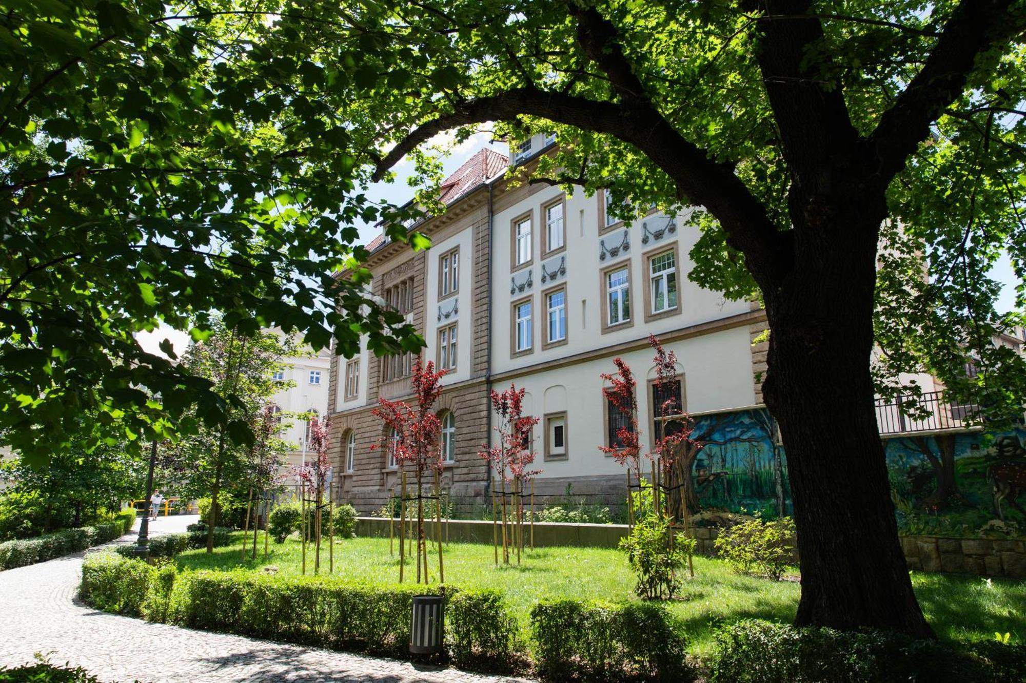 Апартаменты Apartament Old Town Premium Z Balkonem Клодзко Экстерьер фото